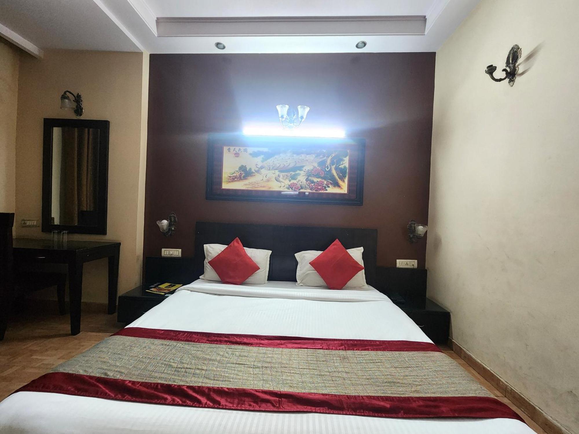 Hotel Mid Town Delhi  Exteriör bild